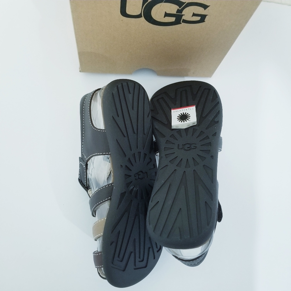 Ugg sandals boy toddler - Picture 10 of 11